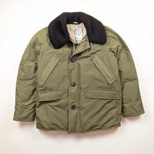 Vintage 60s Eddie Bauer Bauer Down Heavyweight Jacket Green Faux Fur Collar